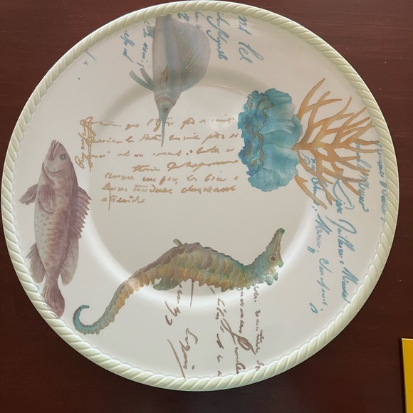 Frontgate Other - Melamine set - platter and bowls.